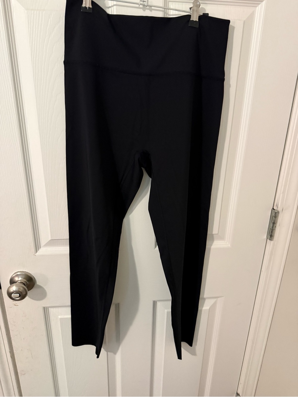 Offline by Aerie Goals 7/8 length Black High-Waist Leggings